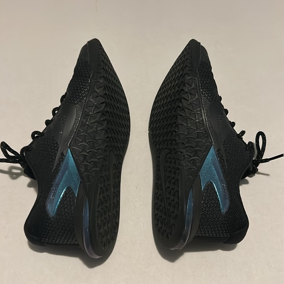Nike Metcon Workout Sneakers - Picture 4 of 8